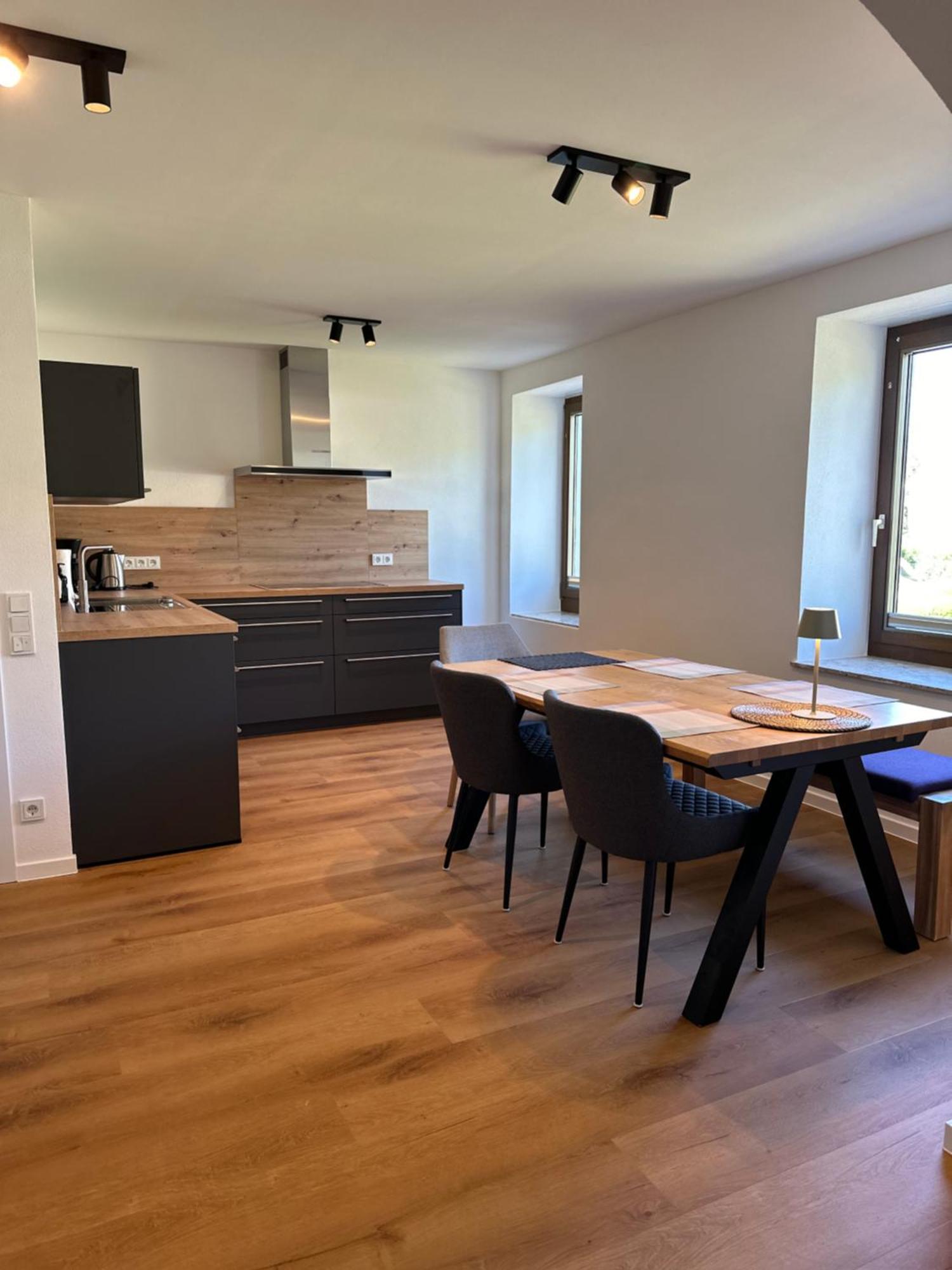 Moselappartements By Weingut Marco Adamy Lösnich Esterno foto